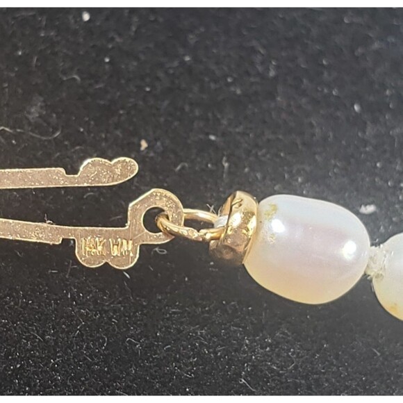 Winterthur Child's Freshwater Pearl Necklace 14k Gold Clasp Women's Pearl Choker - Picture 15 of 16